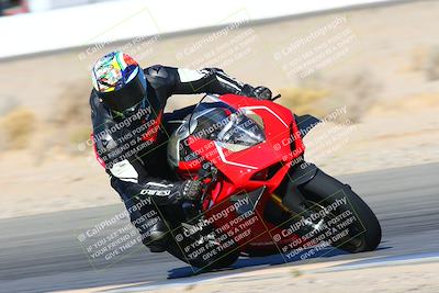 media/Jan-08-2022-SoCal Trackdays (Sat) [[1ec2777125]]/Turn 15 Inside (950am)/